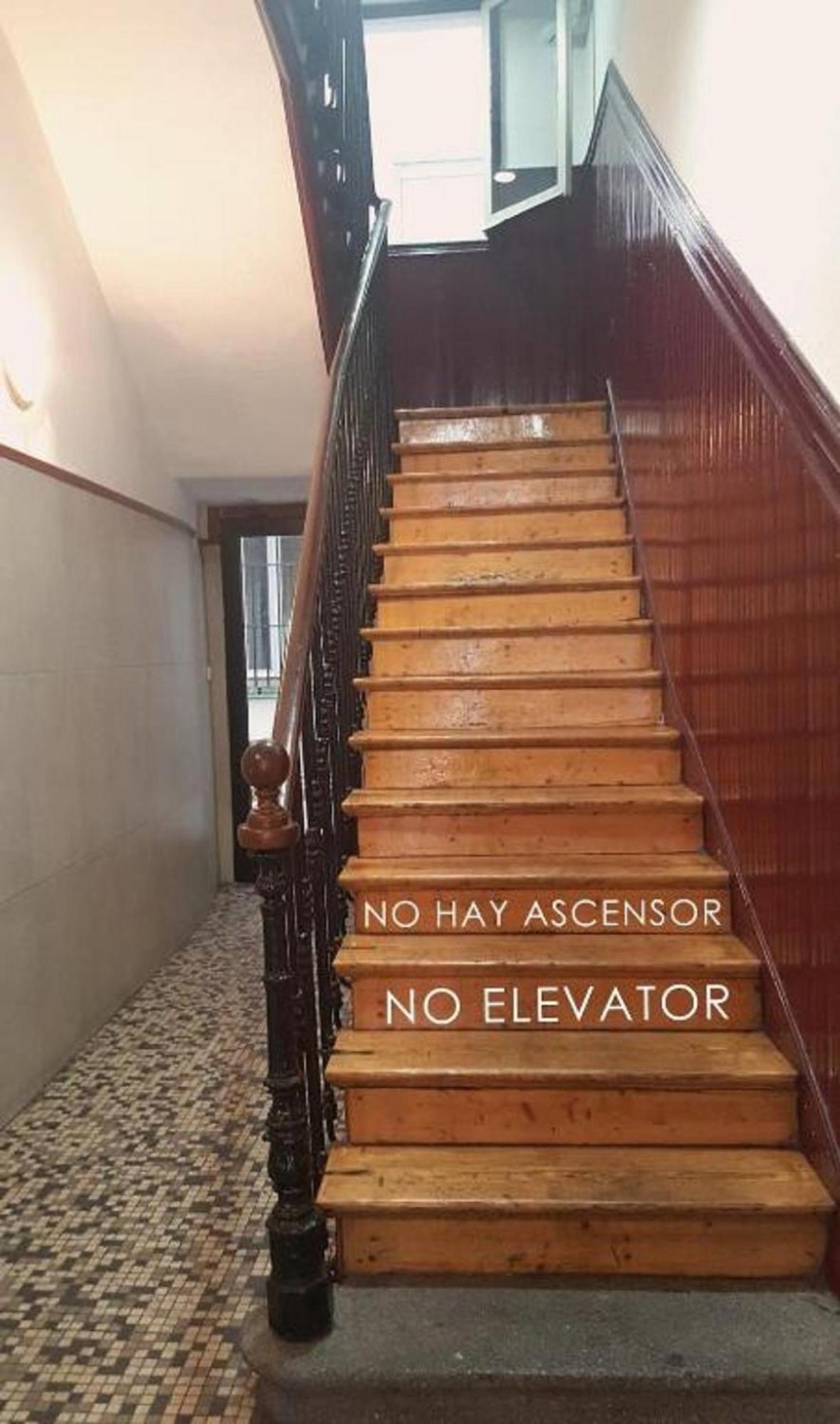 Acogedor Apartamento Gran Via -No Ascensor- Madrid Buitenkant foto